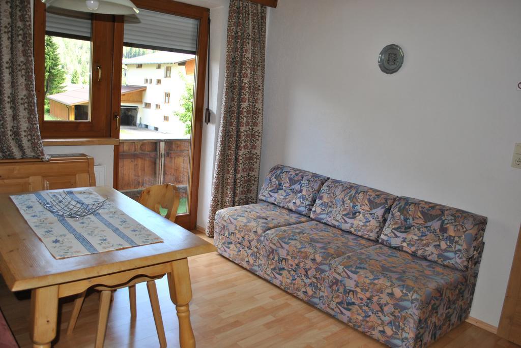 Haus Tina Apartment Bach  Bagian luar foto
